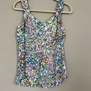 Cabi tank, size xs (runs large), multi-color to go w/ everything